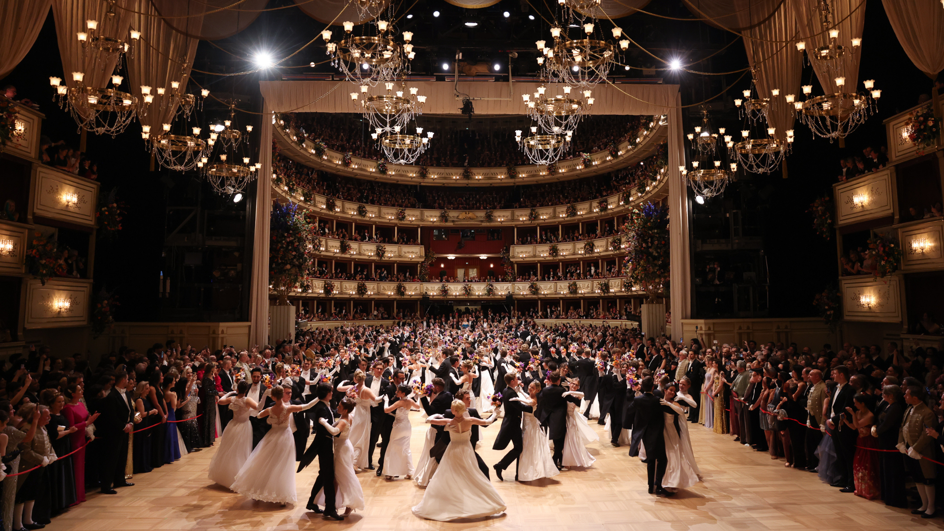 Der Wiener Opernball