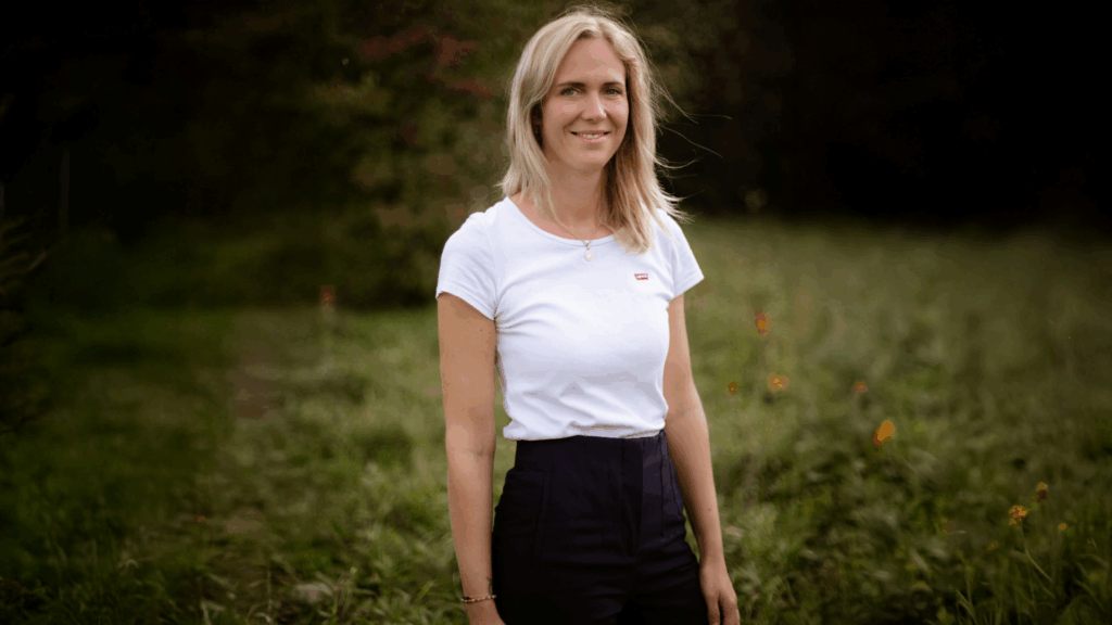 Ingrid Hössl – Ganzheitliche Gesundheitspflege fördert Balance und Resilienz im Familienleben in Vorarlberg.